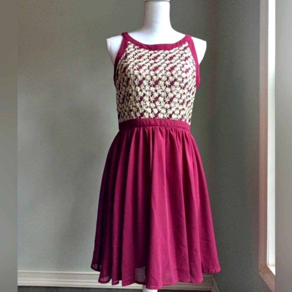 miami Burgundy and Cream Floral Lace Bodice Maxi Dress
